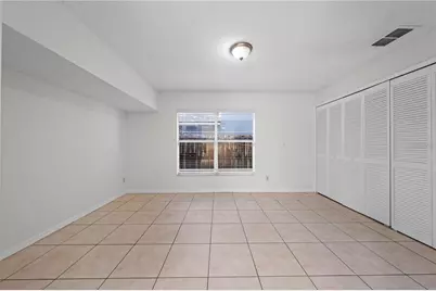 1094 Martin Boulevard, Orlando, FL 32825 - Photo 13