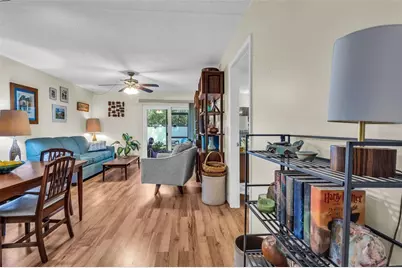3811 N Oak Drive #E51, Tampa, FL 33611 - Photo 9