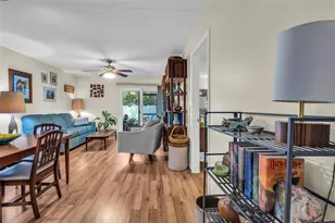 3811 N Oak Dr, Tampa, FL 33611 - Photo 9