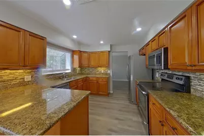 [Address not provided], Tampa, FL 33625 - Photo 5