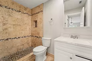 10826 Claymont Dr, New Port Richey, FL 34654 - Photo 9