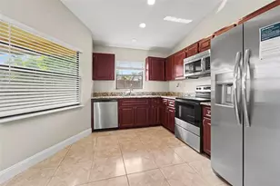 10826 Claymont Dr, New Port Richey, FL 34654 - Photo 7