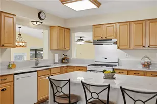 2314 N Griffin Dr, Leesburg, FL 34748 - Photo 5
