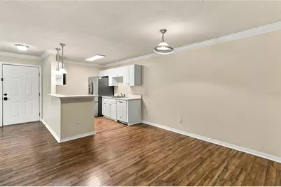 185 N Pearl Lake Causeway #110, Altamonte Springs, FL 32714 - Photo 7