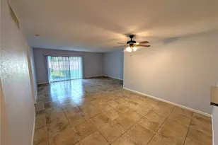 6306 Grand Bahama Cir, Tampa, FL 33615 - Photo 5