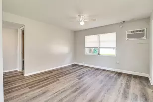 1327 W Point Dr, Cocoa, FL 32922 - Photo 5