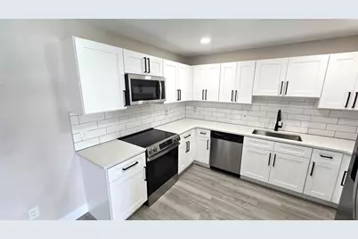 605 Jameson Drive, Orange City, FL 32763 - Photo 9