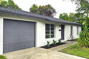 605 Jameson Dr, Orange City, FL 32763 - Photo 3