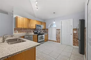 663 Jaguar Ct, Kissimmee, FL 34759 - Photo 3
