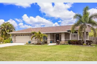 8012 56th Court E, Palmetto, FL 34221 - Photo 3