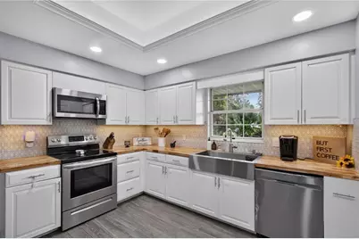 33014 Karl Court, Leesburg, FL 34788 - Photo 11