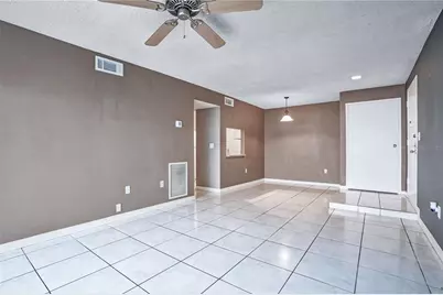 3278 S Semoran Boulevard #12, Orlando, FL 32822 - Photo 17