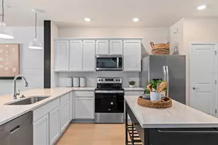 5108 Morning Dew Ln, West Melbourne, FL 32904 - Photo 5