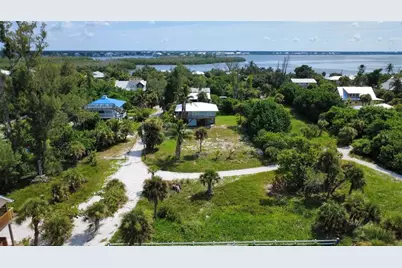 8264 Grand Avenue, Placida, FL 33946 - Photo 5