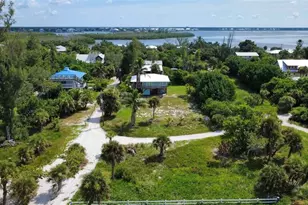 8264 Grand Ave, Placida, FL 33946 - Photo 5