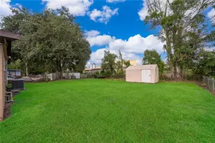 168 Country Club Cir, Sanford, FL 32771 - Photo 17