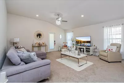 644 Hudson Valley Drive, Poinciana, FL 34759 - Photo 13