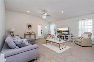 644 Hudson Valley Dr, Poinciana, FL 34759 - Photo 13