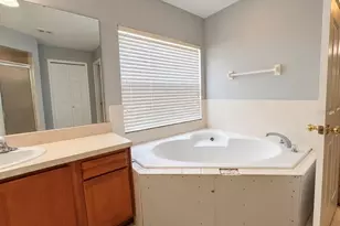 4043 Waltham Forest Dr, Tavares, FL 32778 - Photo 11