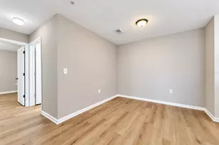 5848 Lake Pointe Village Cir, Orlando, FL 32822 - Photo 13