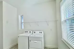 9725 Neruda St, Orlando, FL 32827 - Photo 45