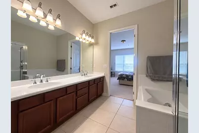 3368 Robert Trent Jones Drive #40108, Orlando, FL 32835 - Photo 9