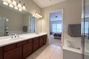 3368 Robert Trent Jones Dr, Orlando, FL 32835 - Photo 9