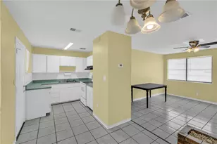 1031 Cadillac Dr, Daytona Beach, FL 32117 - Photo 9