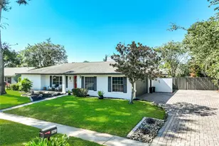 161 White Oak Cir, Maitland, FL 32751 - Photo 3