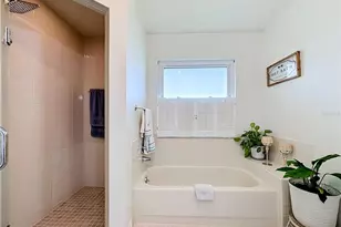 430 Harbourview Dr, Haines City, FL 33844 - Photo 41
