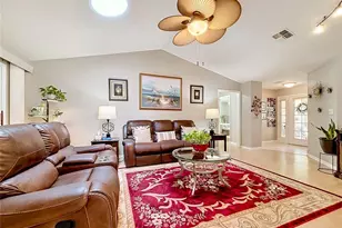 430 Harbourview Dr, Haines City, FL 33844 - Photo 9