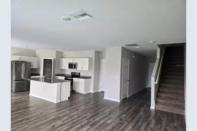 7563 Freesia Trace, Wesley Chapel, FL 33545 - Photo 5