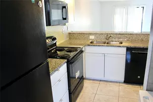 2321 Trinidad Ct, Kissimmee, FL 34741 - Photo 7