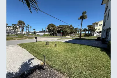 407 Lincoln Avenue, New Smyrna Beach, FL 32169 - Photo 9
