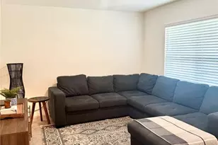 4678 Cornerstone Rd, Wildwood, FL 34785 - Photo 7