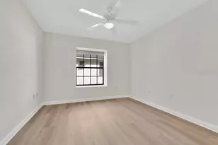8021 Landgrove Ct, Orlando, FL 32819 - Photo 23