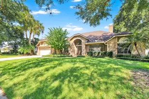 8021 Landgrove Ct, Orlando, FL 32819 - Photo 3
