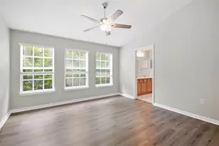 27921 Pleasure Ride Loop, Wesley Chapel, FL 33544 - Photo 21