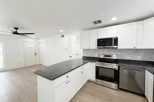 4058 Luan Dr, Orlando, FL 32808 - Photo 13