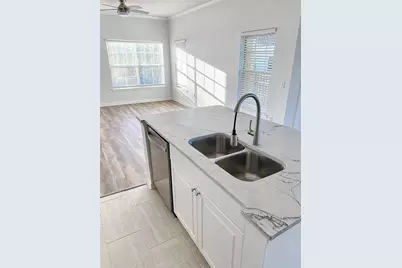 2625 White Magnolia Way #2625, Sanford, FL 32771 - Photo 3