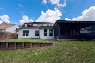 2015 River Crossing Dr, Valrico, FL 33596 - Photo 15