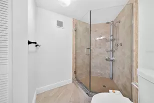 400 E Colonial Dr, Orlando, FL 32803 - Photo 23