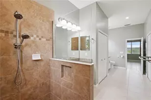 8712 Bridgeport Bay Cir, Mount Dora, FL 32757 - Photo 29