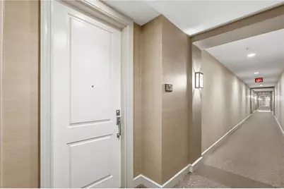 2305 Edgewater Drive #1211, Orlando, FL 32804 - Photo 3