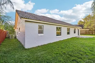9200 Valencia Palms Dr, Orlando, FL 32825 - Photo 23