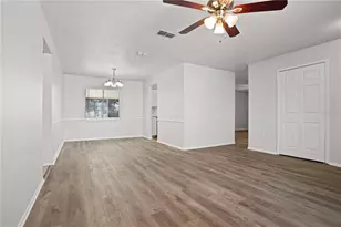2673 Windsor Heights St, Deltona, FL 32738 - Photo 9