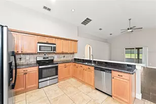 324 Anorak St, Groveland, FL 34736 - Photo 5