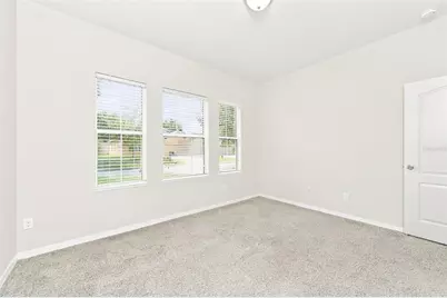 411 Hammerstone Avenue, Haines City, FL 33844 - Photo 3