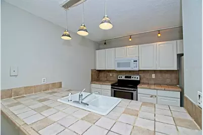 5373 Bamboo Court #402, Orlando, FL 32811 - Photo 15