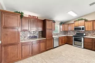 667 Jaguar Ct, Poinciana, FL 34759 - Photo 11